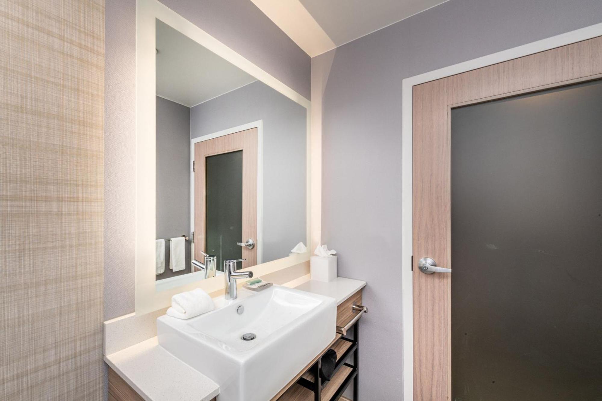 Springhill Suites By Marriott Baltimore Downtown Convention Center Area Exterior foto